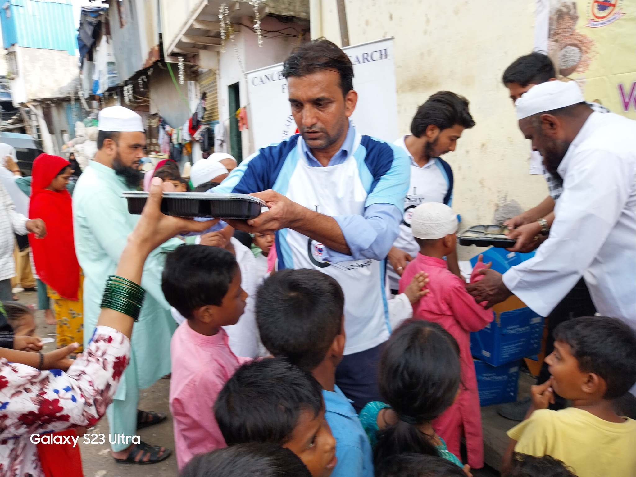 Hunger Eradication Programme at Govandi photo gallery cover