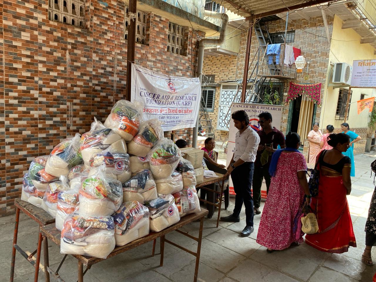 Hunger Eradication Programme  at Kannamwar Nagar photo gallery cover