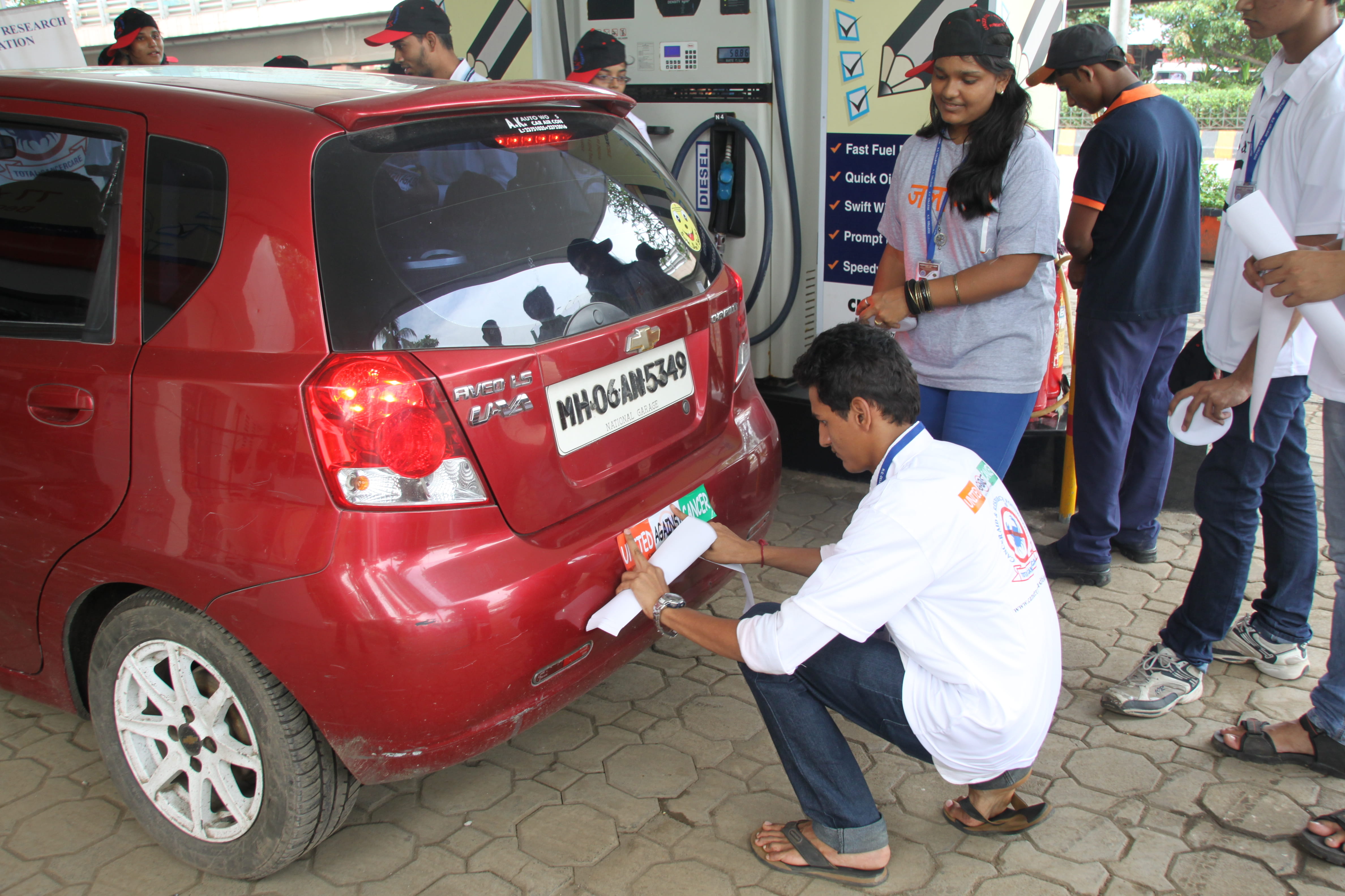 World Rose Day at R-City Mall, Ghatkopar photo gallery cover