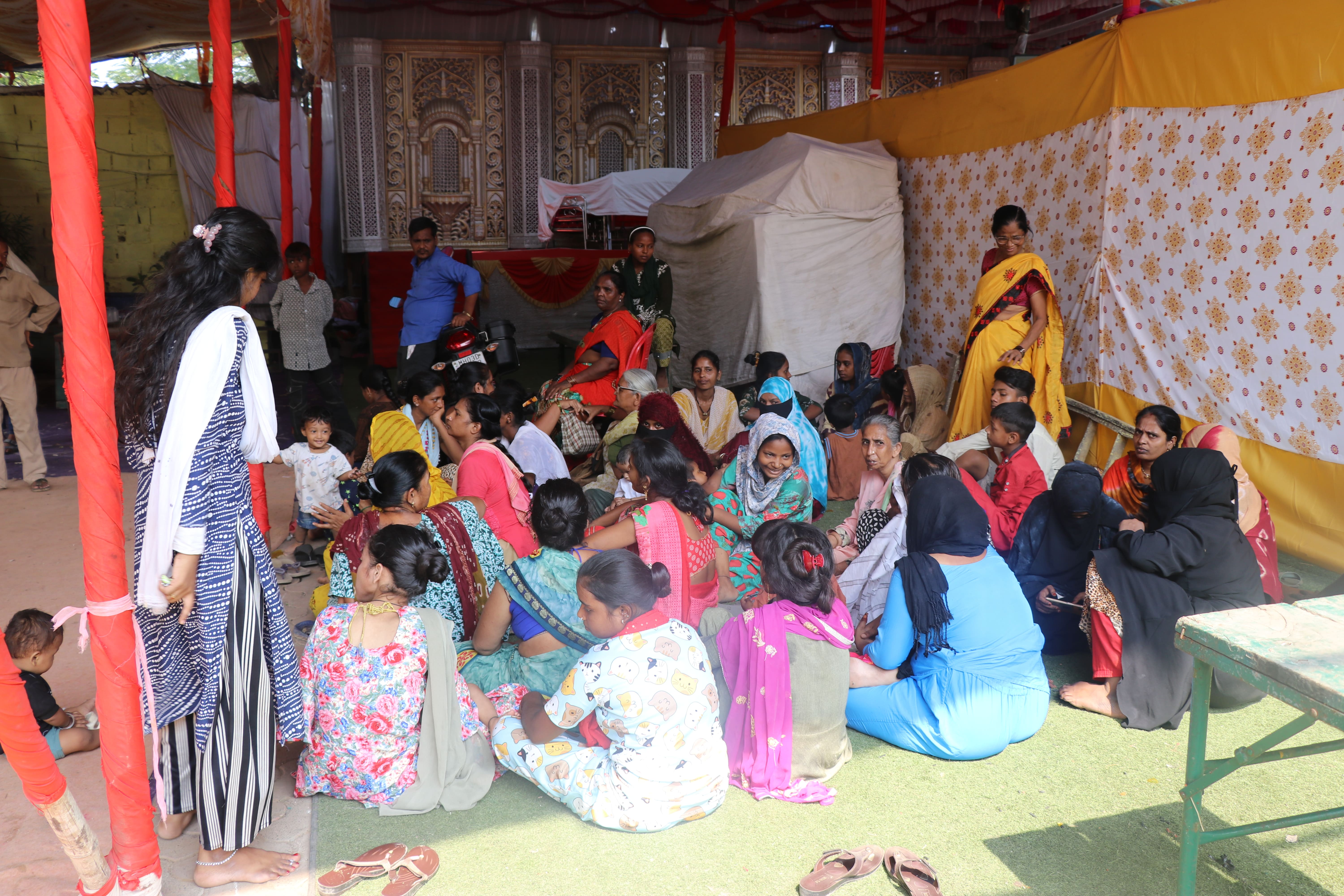 Hunger Eradication Programme at Maharashtra Nagar photo gallery cover