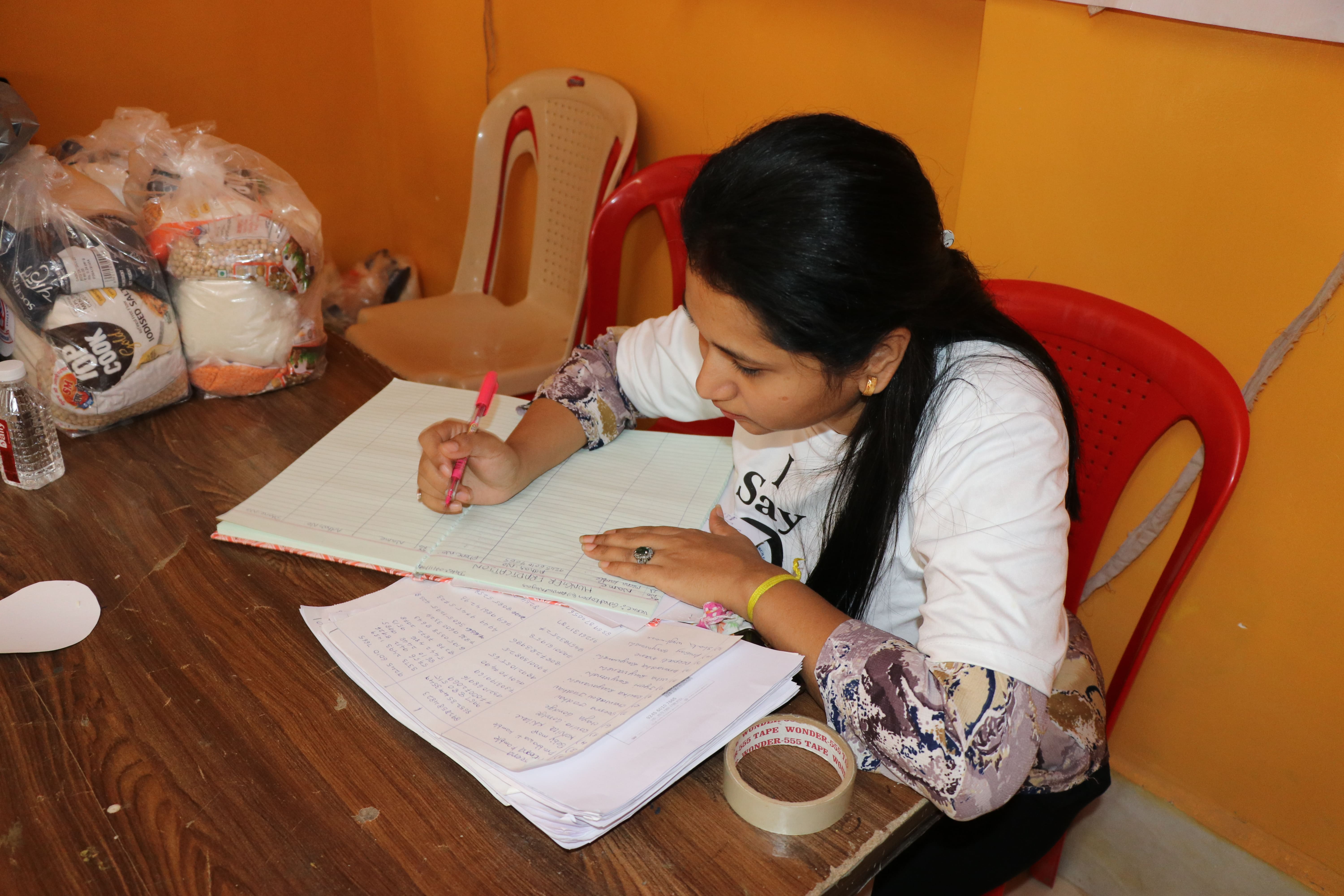 Hunger Eradication Programme at Ghatkopar photo gallery cover