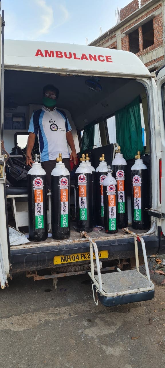  Oxygen Cylinder Distribution at Khargar (Gurudwara) photo gallery cover